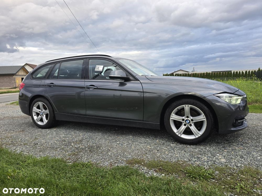 BMW Seria 3 318d Sport Line Shadow - 7