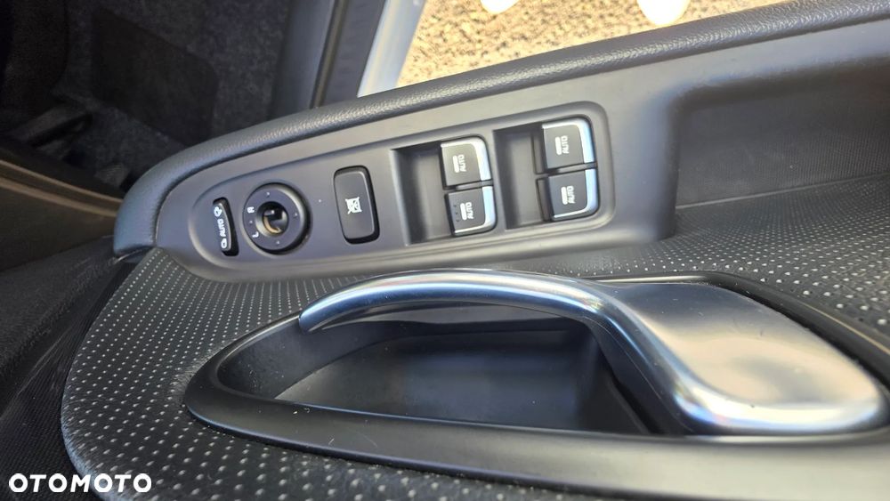 Kia Carens 1.7 CRDi Spirit - 17