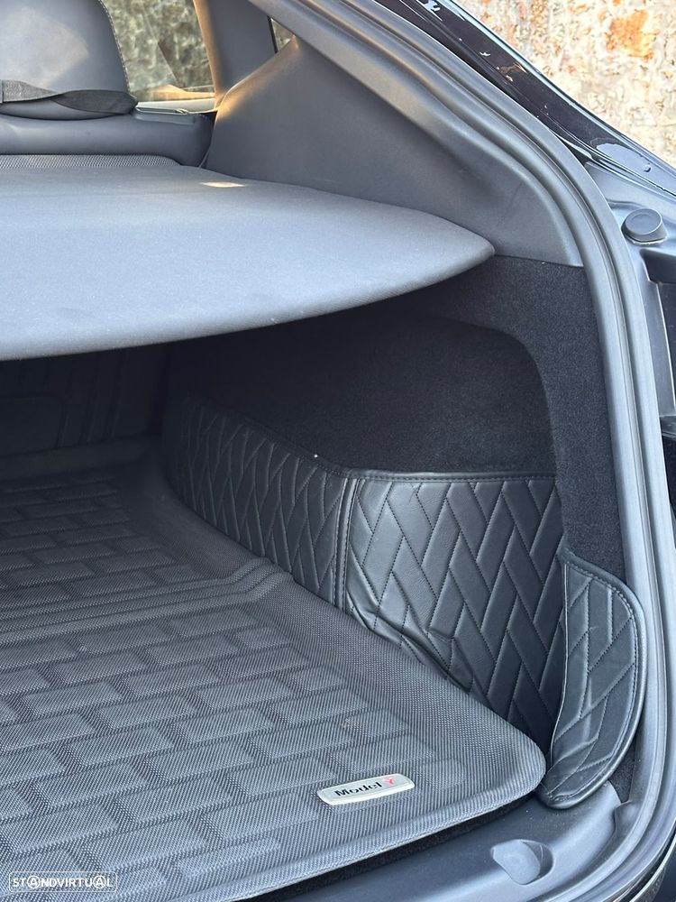 Tesla Model Y Performance Tração Integral - 14