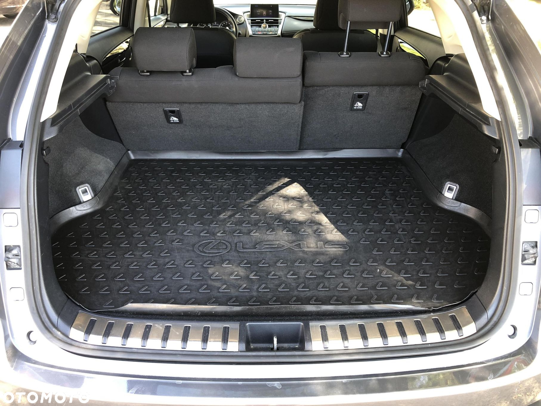 Lexus NX 200t Elite AWD - 18