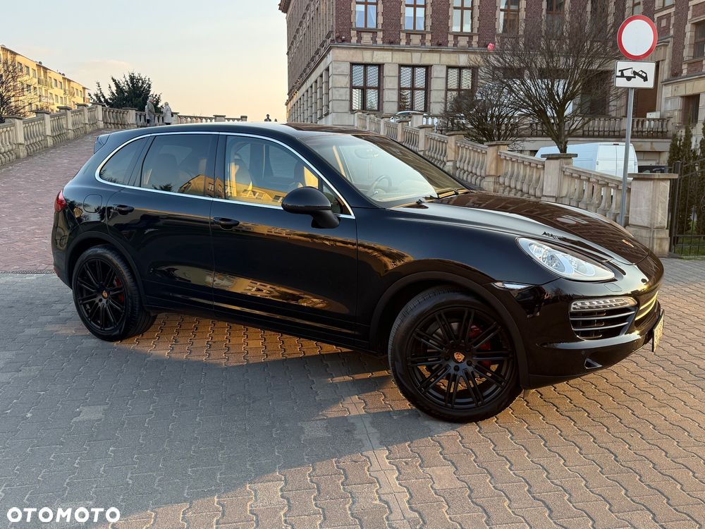 Porsche Cayenne - 21
