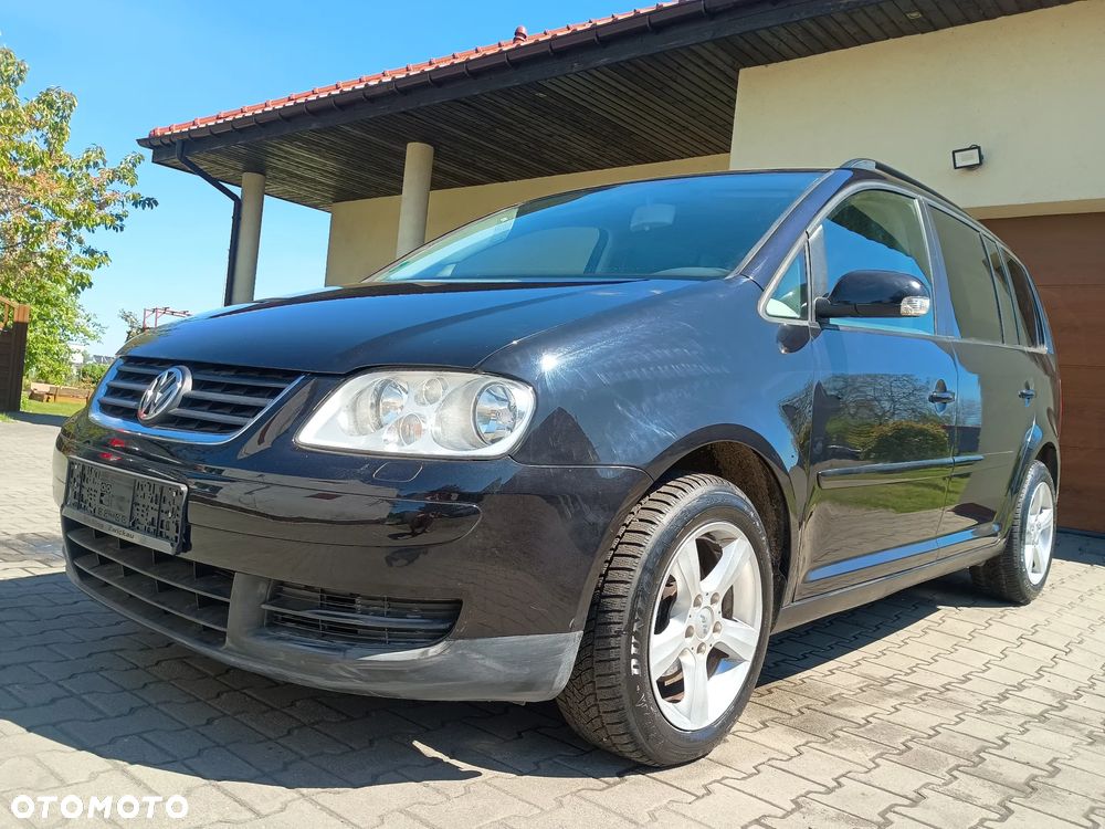 Volkswagen Touran - 9