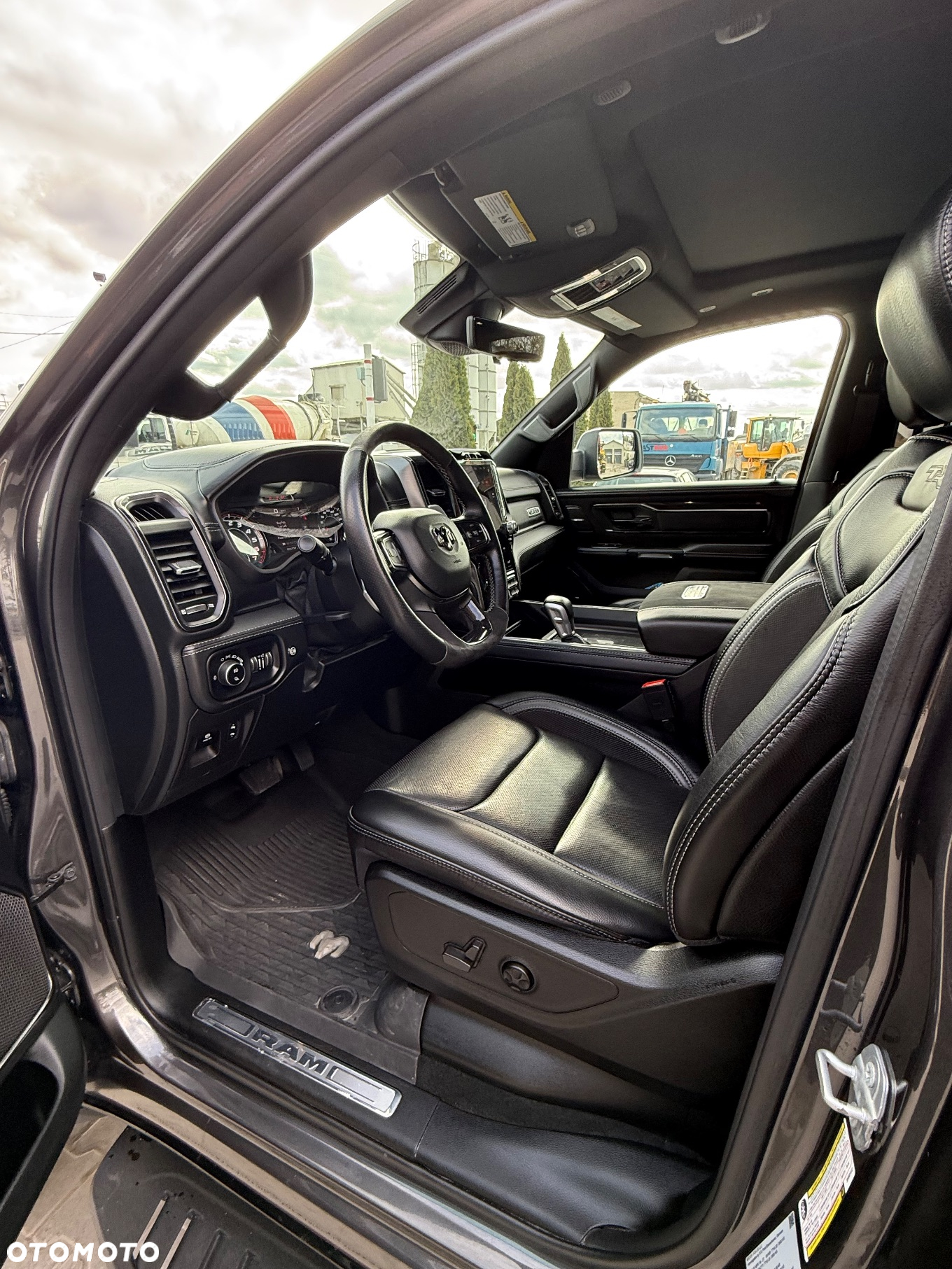RAM 1500 TRX - 9