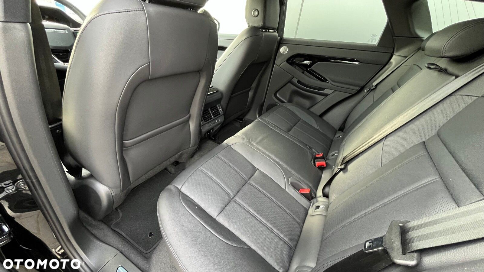 Land Rover Range Rover Evoque - 14