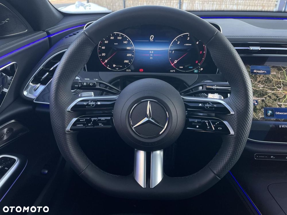 Mercedes-Benz Klasa E - 16