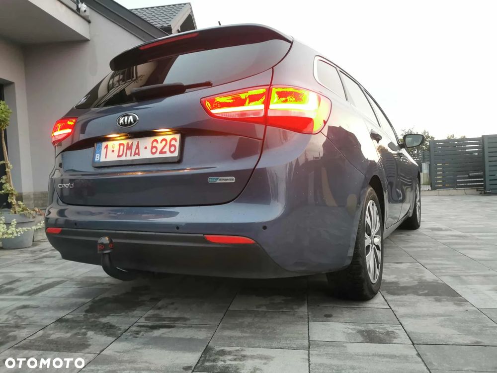 Kia Ceed - 22