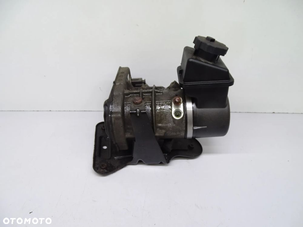 ML W164 Pompa wspomagania 1644601780 - 2