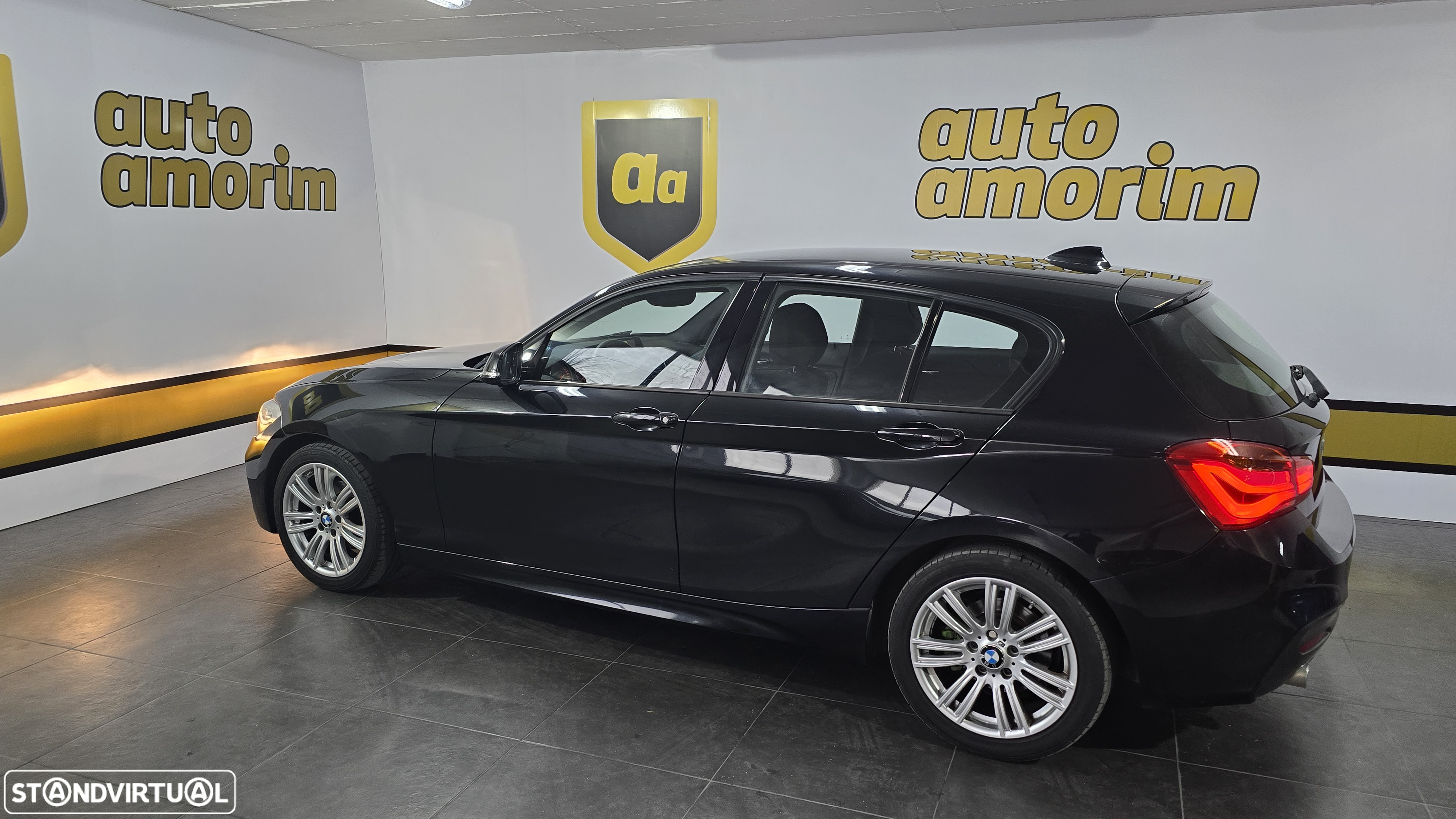 BMW 116 d Pack M - 10