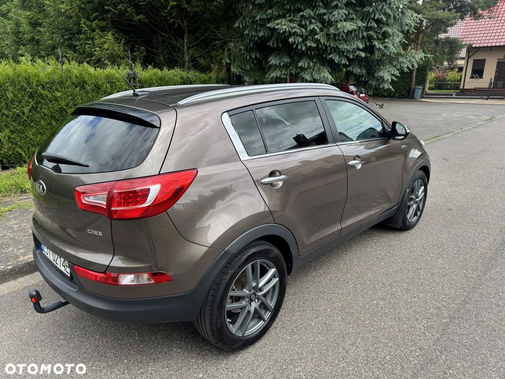 Kia Sportage 2.0 CRDI 4WD Automatik Dream-Team Edition - 5