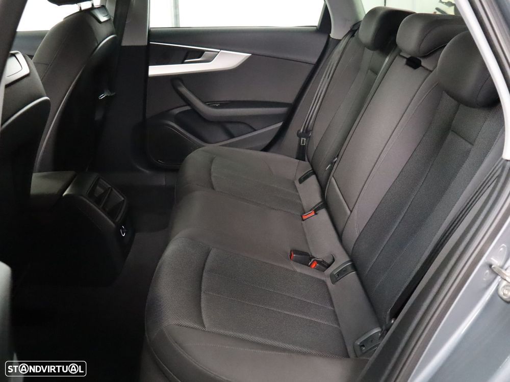 Audi A4 Avant 35 TDI S tronic - 9