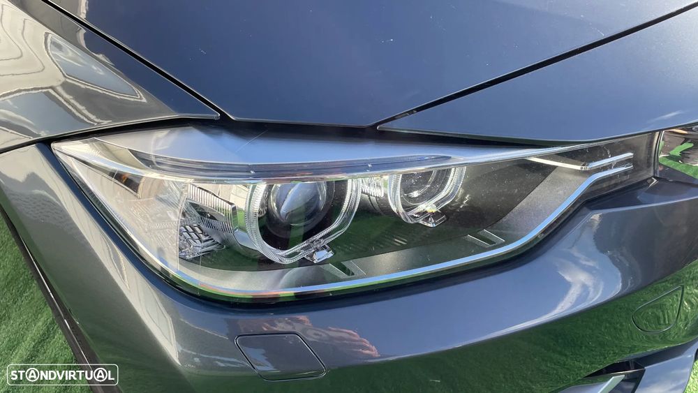 BMW 320 d Touring Auto Line Sport - 12