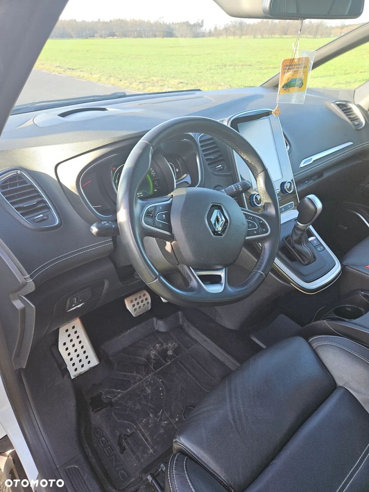 Renault Grand Scenic - 14