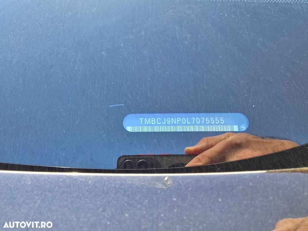 Skoda Superb 2.0 TDI 4x4 DSG L&K - 32