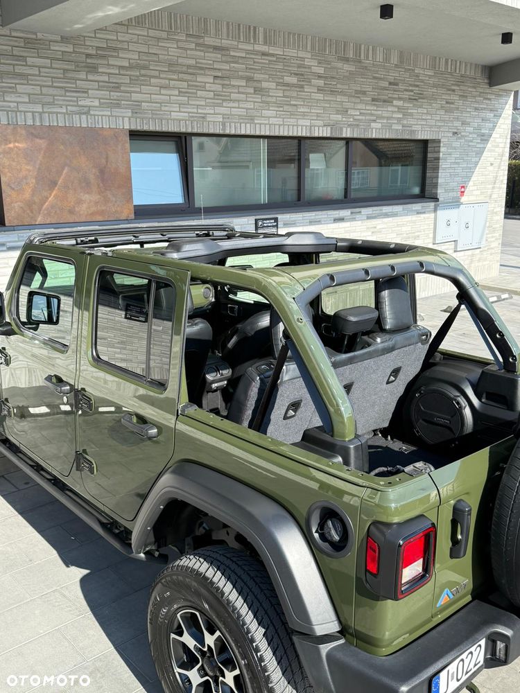 Jeep Wrangler - 3