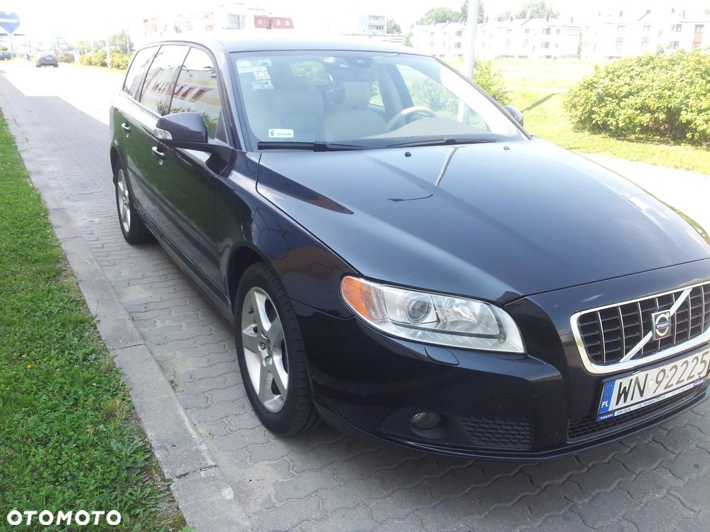 Volvo V70 2008 photo 4