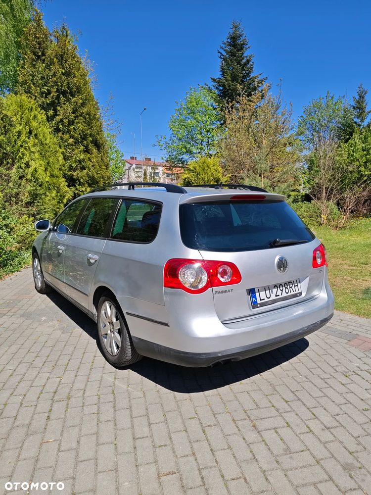 Volkswagen Passat 1.9 TDI DPF Comfortline - 5