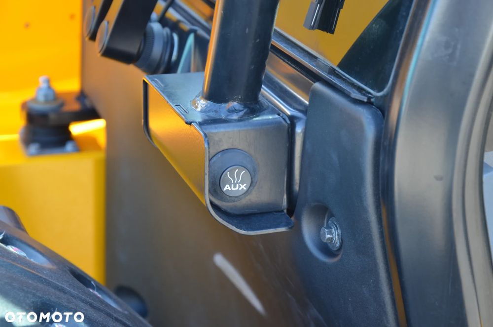 JCB 542-70 AGRI 2024r / ŁYŻKA 3m i WIDŁY / 748mth! / TORQUE LOCK 4 / Q-FIT / REWERS WENTYLATORA / OSŁONY POD. / ZACZEP + INSTALACJA - 18