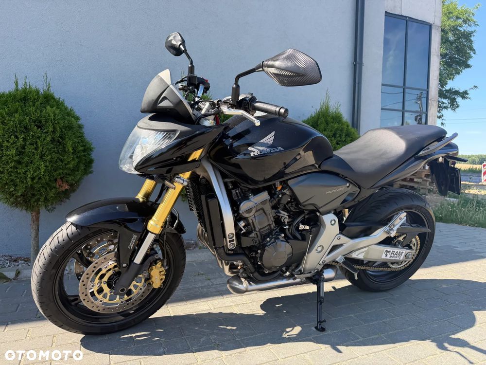 Honda Hornet - 35