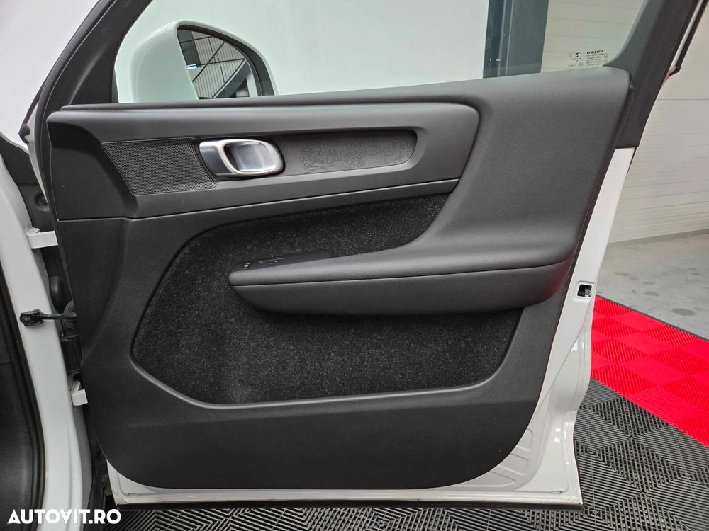 Volvo XC 40 D3 AWD Base - 27