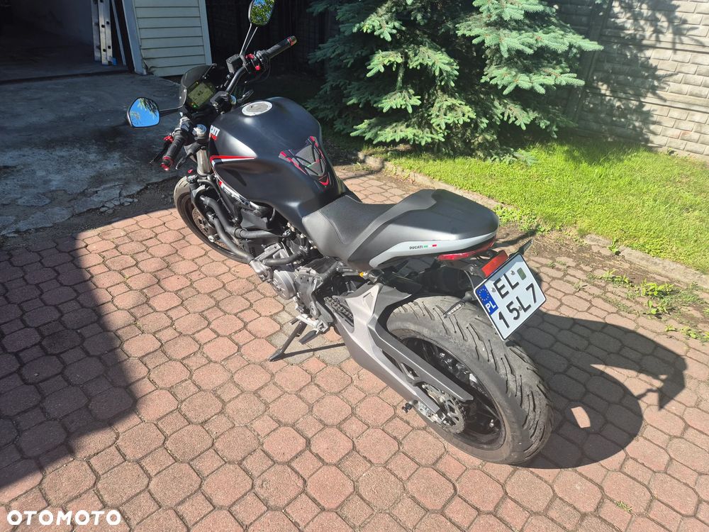 Ducati Monster - 3