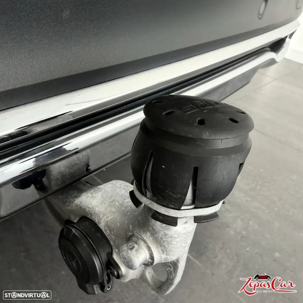 Mercedes-Benz E 300 de 4Matic All-Terrain - 10
