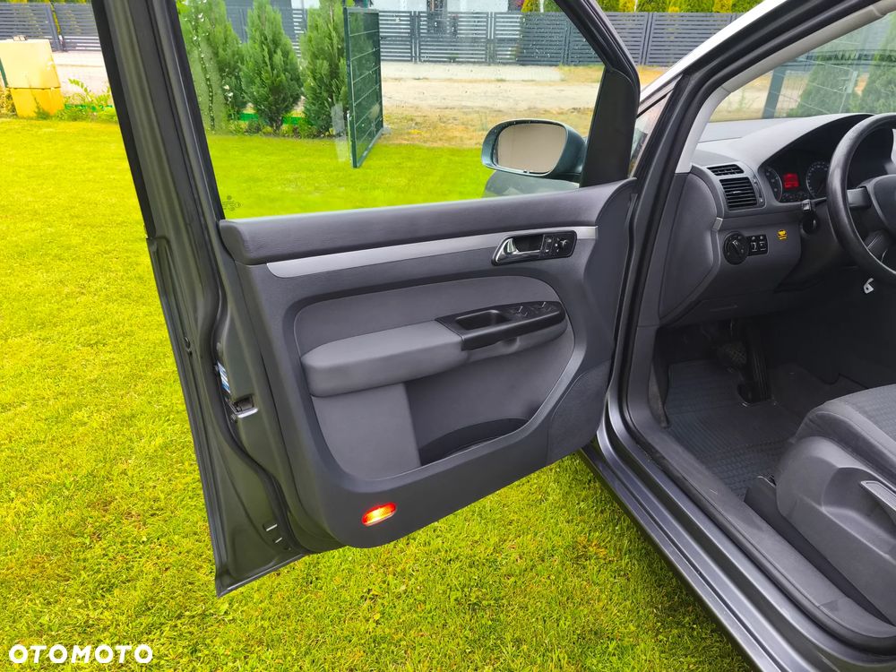 Volkswagen Touran 1.6 FSI Trendline Tiptr - 13
