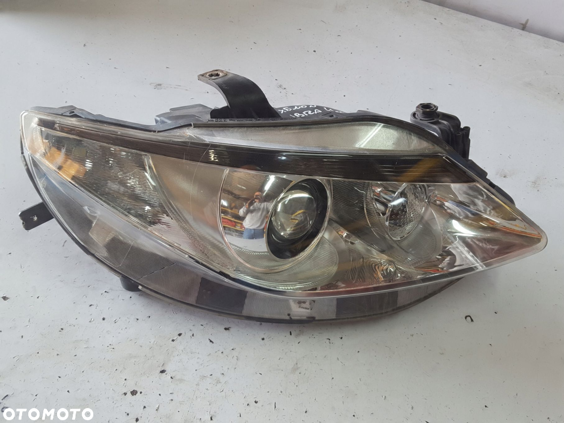 SEAT IBIZA 4 IV 6J FR 08-12r LAMPA XENON PRAWA PRZÓD ANGLIK - 3