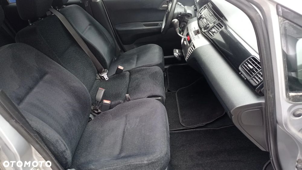 Honda FR-V 1.7 Comfort - 40