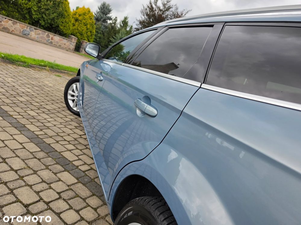 Ford Mondeo 2.0 Ghia Executive - 15