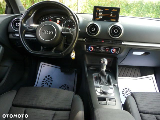 Audi A3 3-drzwiowe 1.6 TDI clean diesel Attraction S tronic - 38