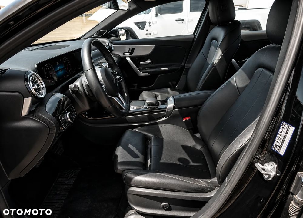Mercedes-Benz Klasa A 220 7G-DCT Progressive - 8