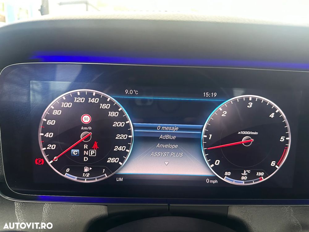 Mercedes-Benz CLS 350 d 4MATIC Aut - 36