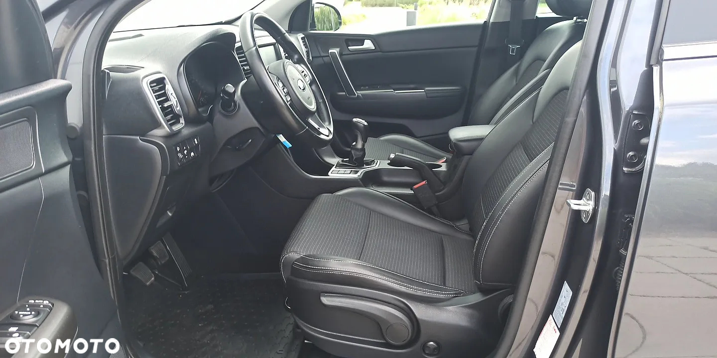 Kia Sportage 1.7 CRDI 2WD Dream-Team Edition - 19