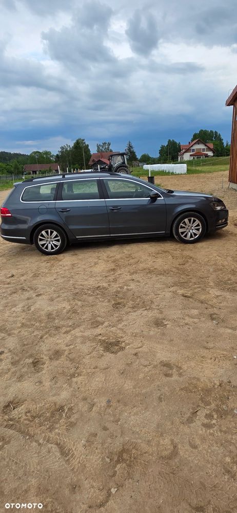 Volkswagen Passat 2.0 TDI DPF Comfortline - 4