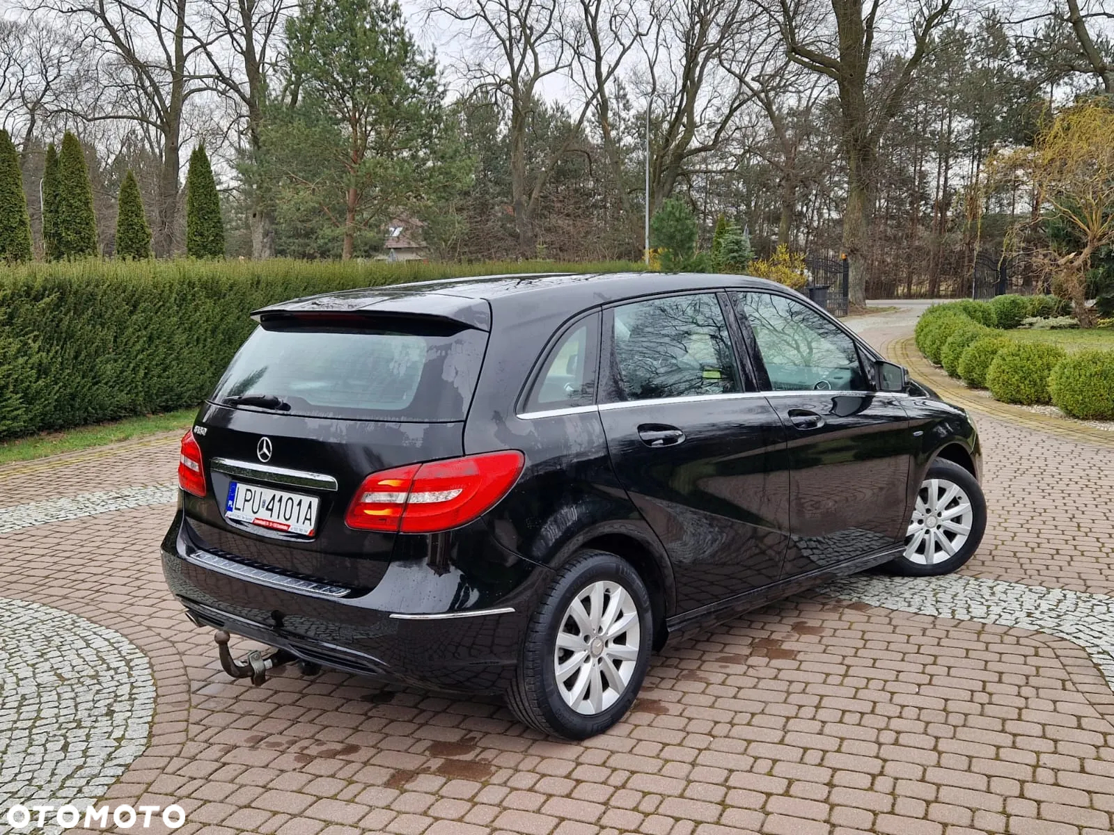 Mercedes-Benz Klasa B 180 BlueEFFICIENCY Edition - 4