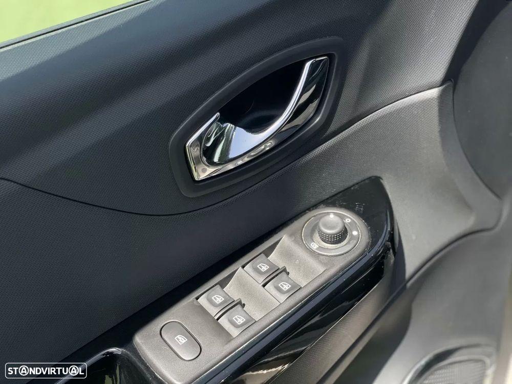 Renault Captur 1.5 dCi Exclusive - 33