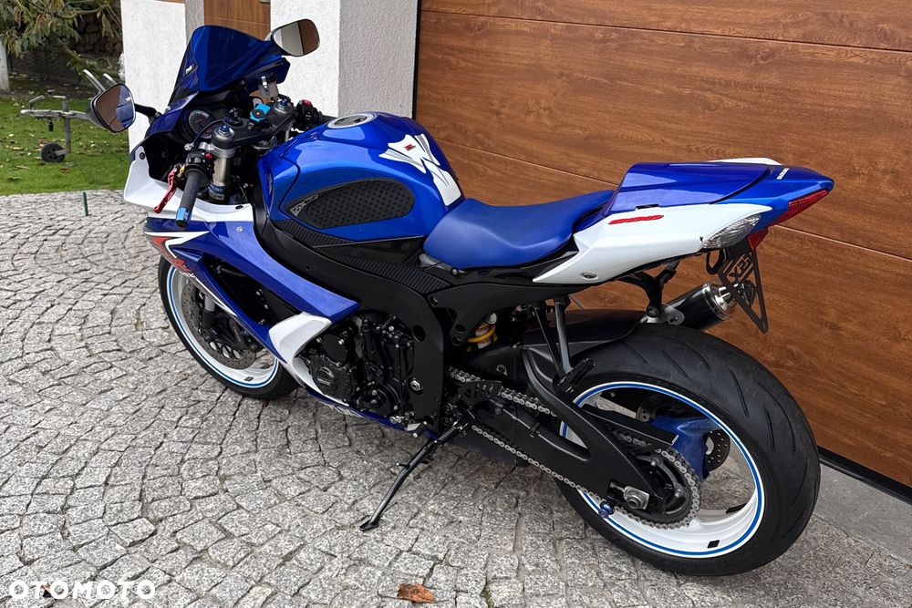 Suzuki GSX-R - 21