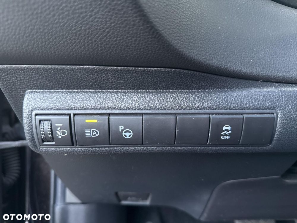 Toyota Corolla 2.0 Hybrid Comfort - 18