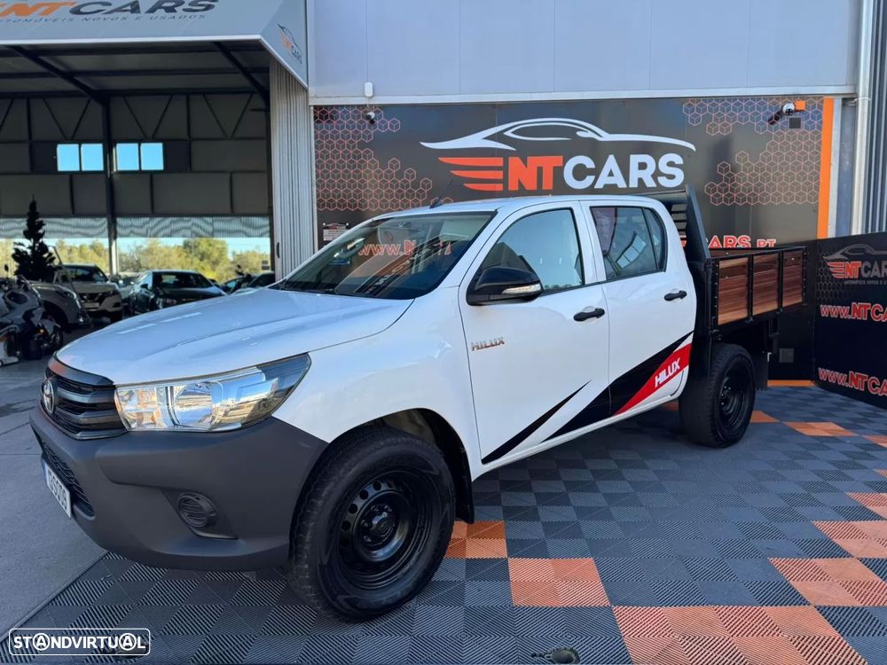 Toyota Hilux 2.4 D-4D 4WD CD CM
