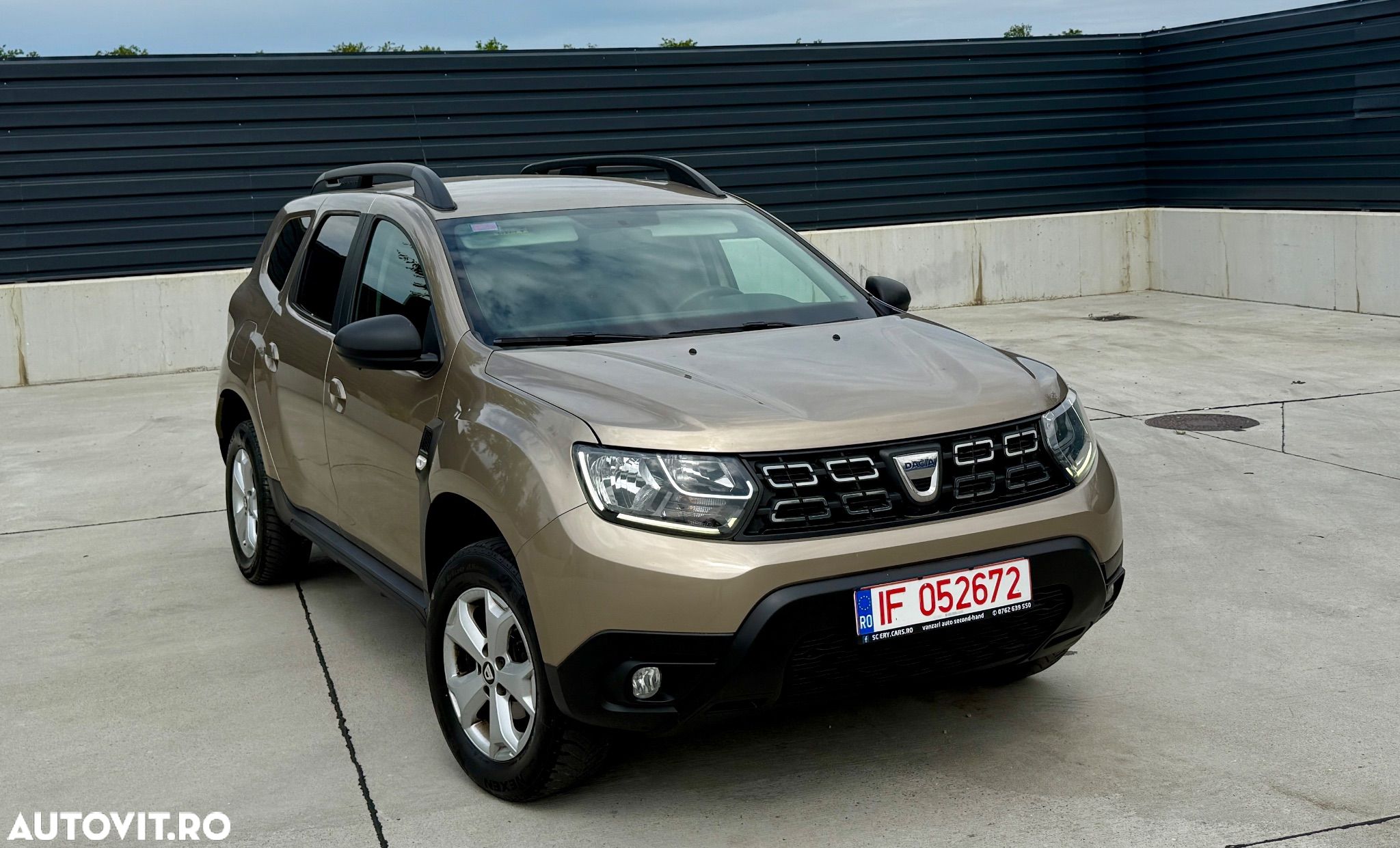 Dacia Duster 1.6 SCe Comfort - 1