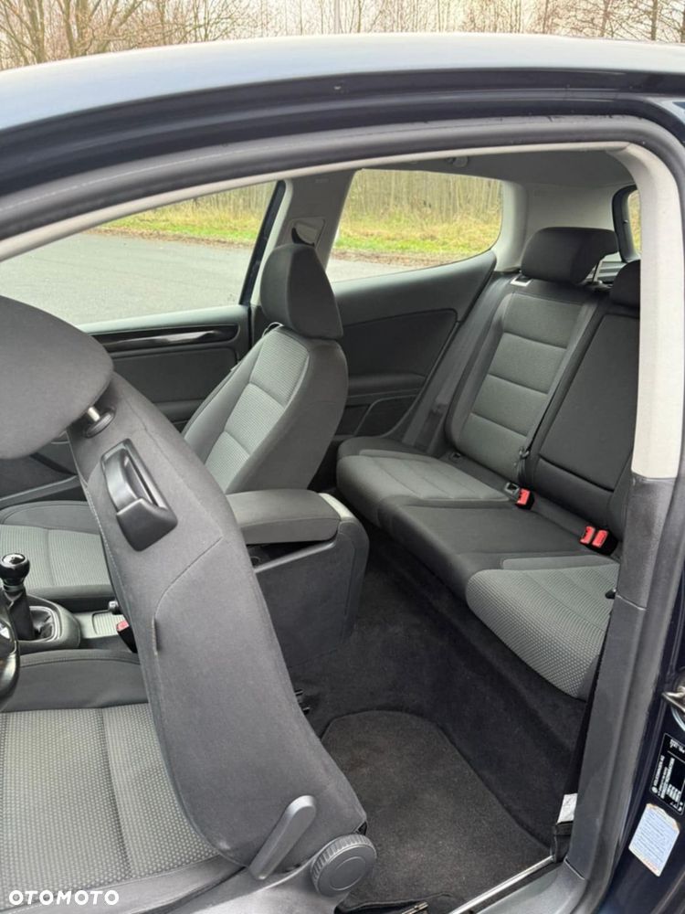 Volkswagen Golf 1.6 Edition - 6