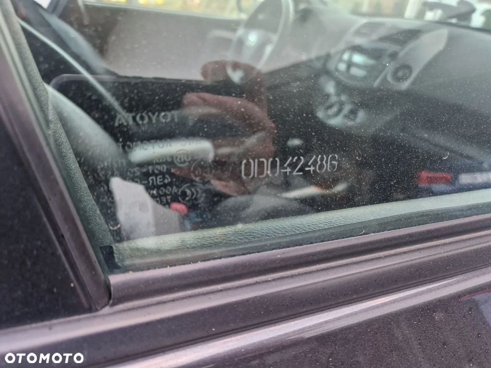 Toyota RAV4 2.2 D-4D 4x4 Automatik Executive - 19