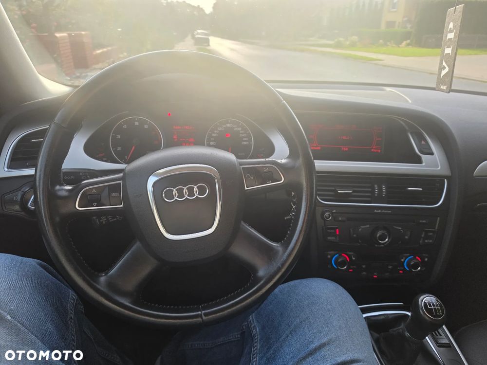 Audi A4 Limousine 2.0 TFSI Attraction - 12