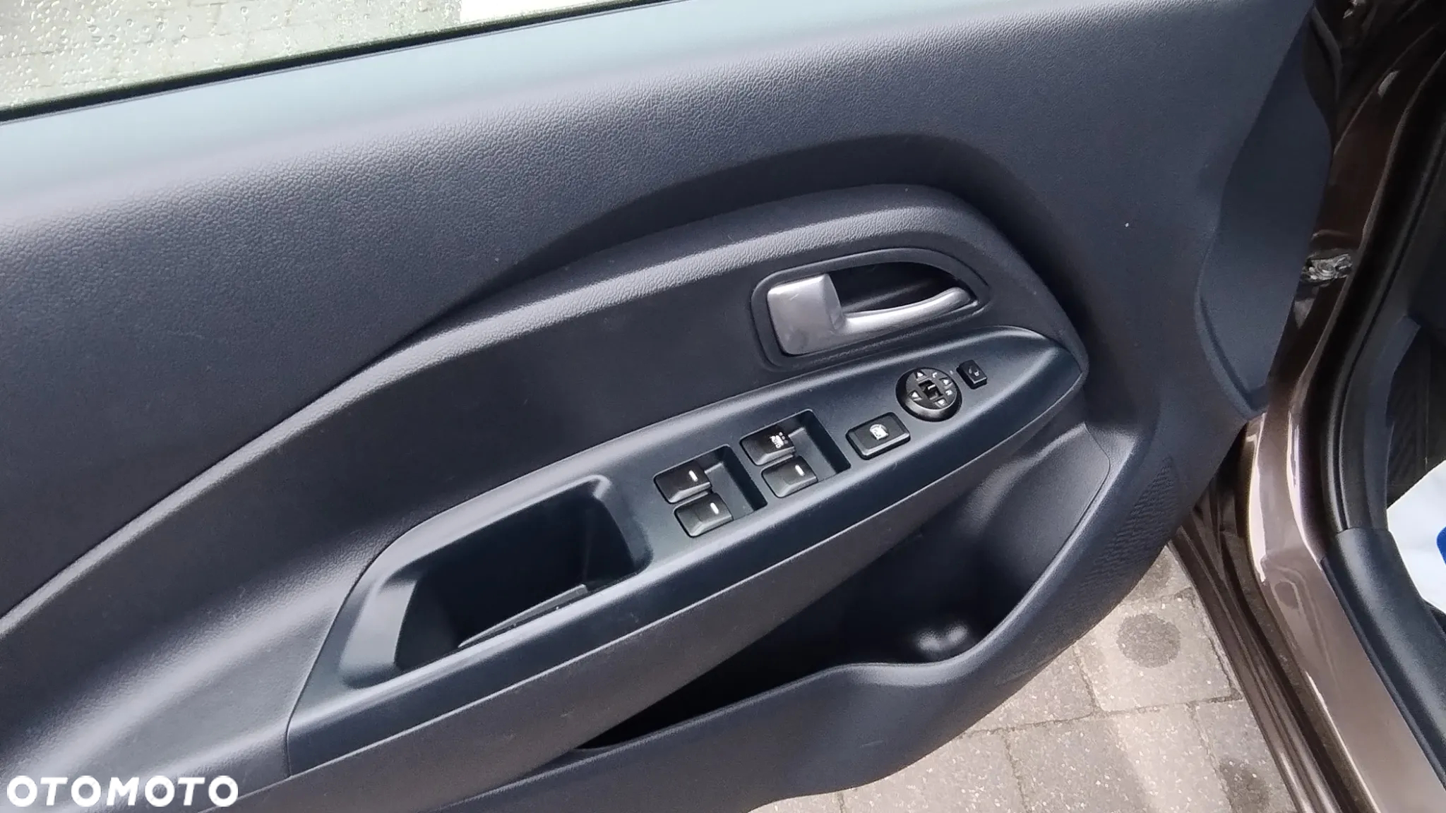 Kia Rio - 9