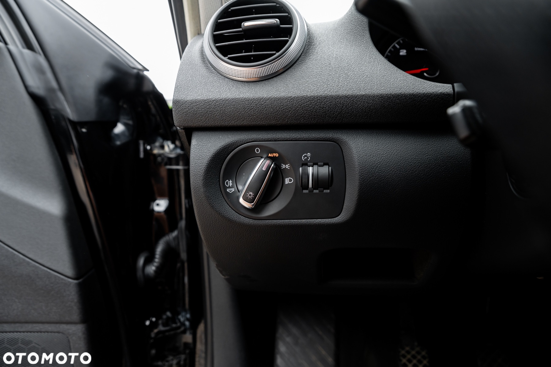 Audi A3 2.0 TDI DPF Attraction - 29