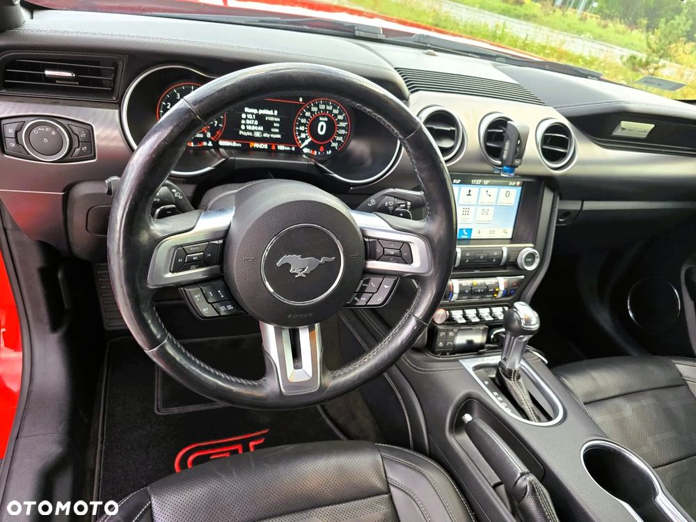 Ford Mustang - 17