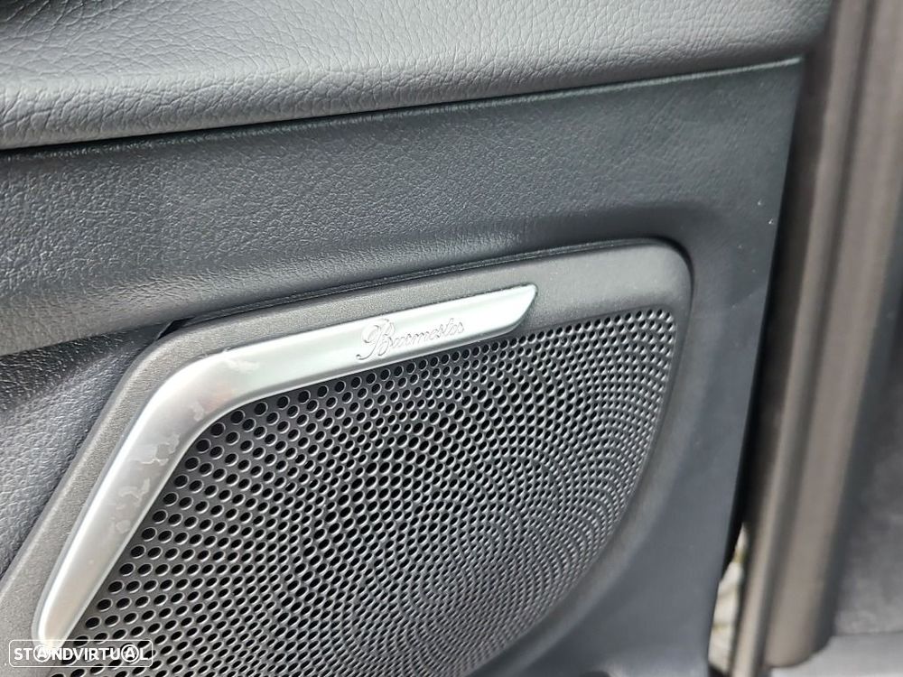 Mercedes-Benz V 300 d Longo Avantgarde - 14