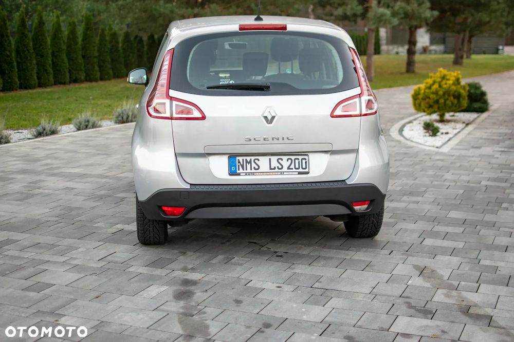 Renault Scenic - 23