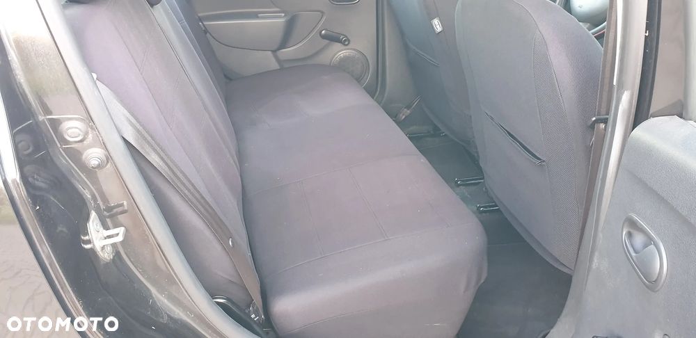 Dacia Sandero - 14