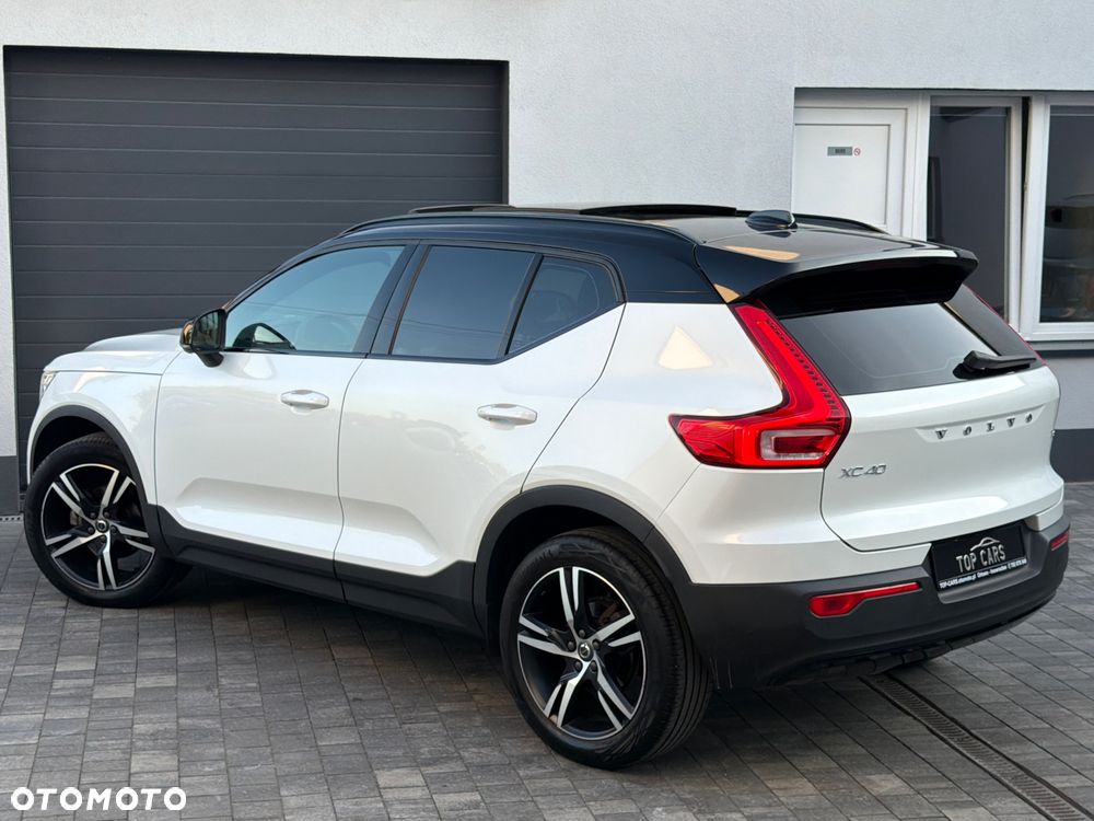 Volvo XC 40 T3 Geartronic RDesign - 28